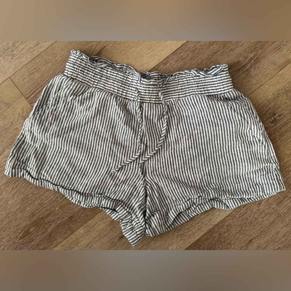 a new day Black and White Striped High Waist Shorts
